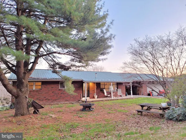 $299,000 | 4262 Upper Road, Shamokin, PA 17872