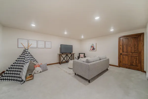 $614,900 | N1737 Red Cardinal Drive, Greenville, WI 54942