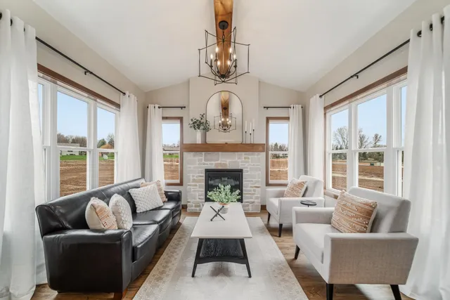 $614,900 | N1737 Red Cardinal Drive, Greenville, WI 54942