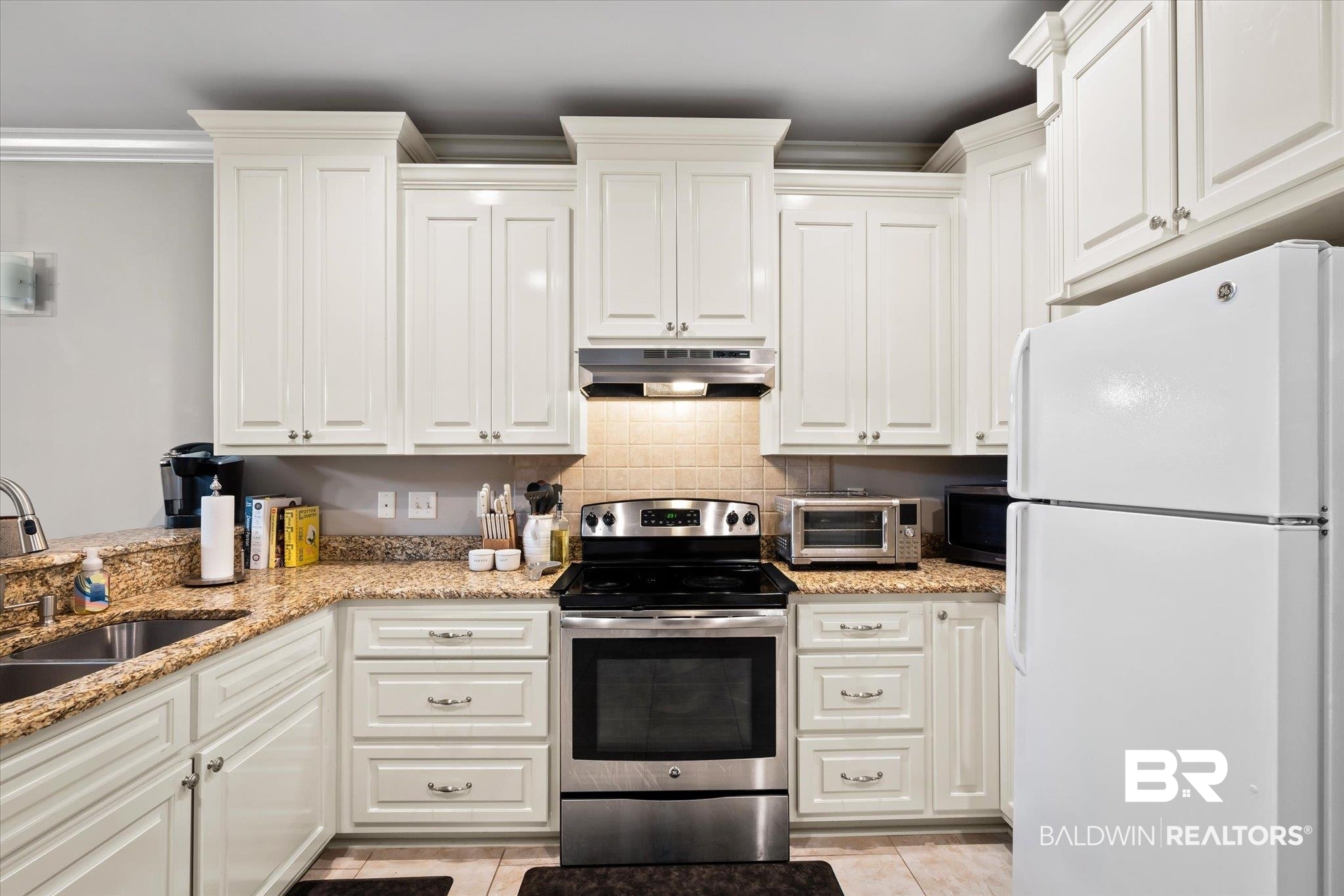 6036 Magnolia Place East Mobile, AL 36608 - Photo 9 of 19