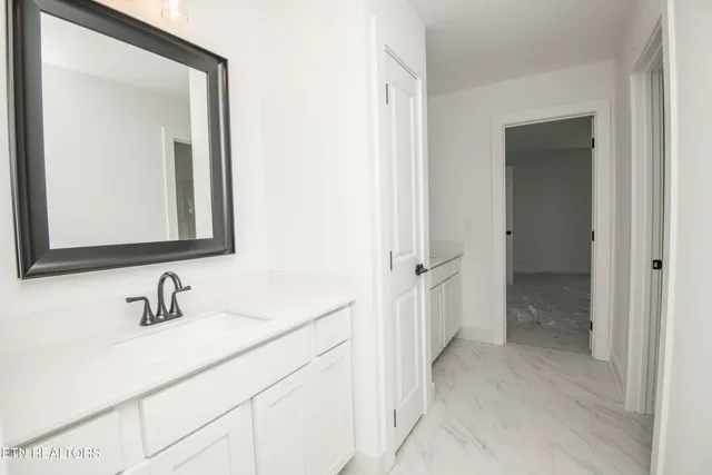 $779,000 | 426 Ivey Farms Road, Farragut, TN 37934