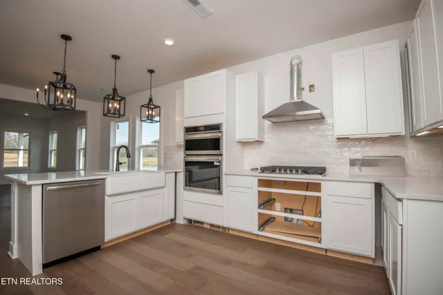 $779,000 | 426 Ivey Farms Road, Farragut, TN 37934