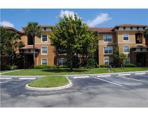5032 Lantana Road, Unit 2102 Lake Worth, FL 33463 - Photo 1 of 5 Primary Photo