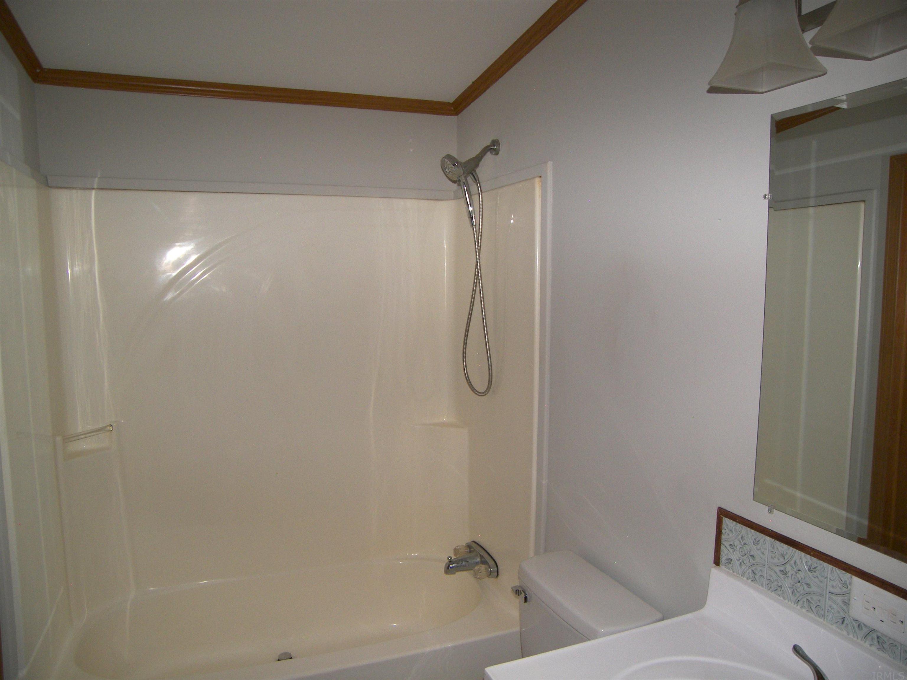 421 West 5th Street Rochester, IN 46975 - Photo 25 of 36