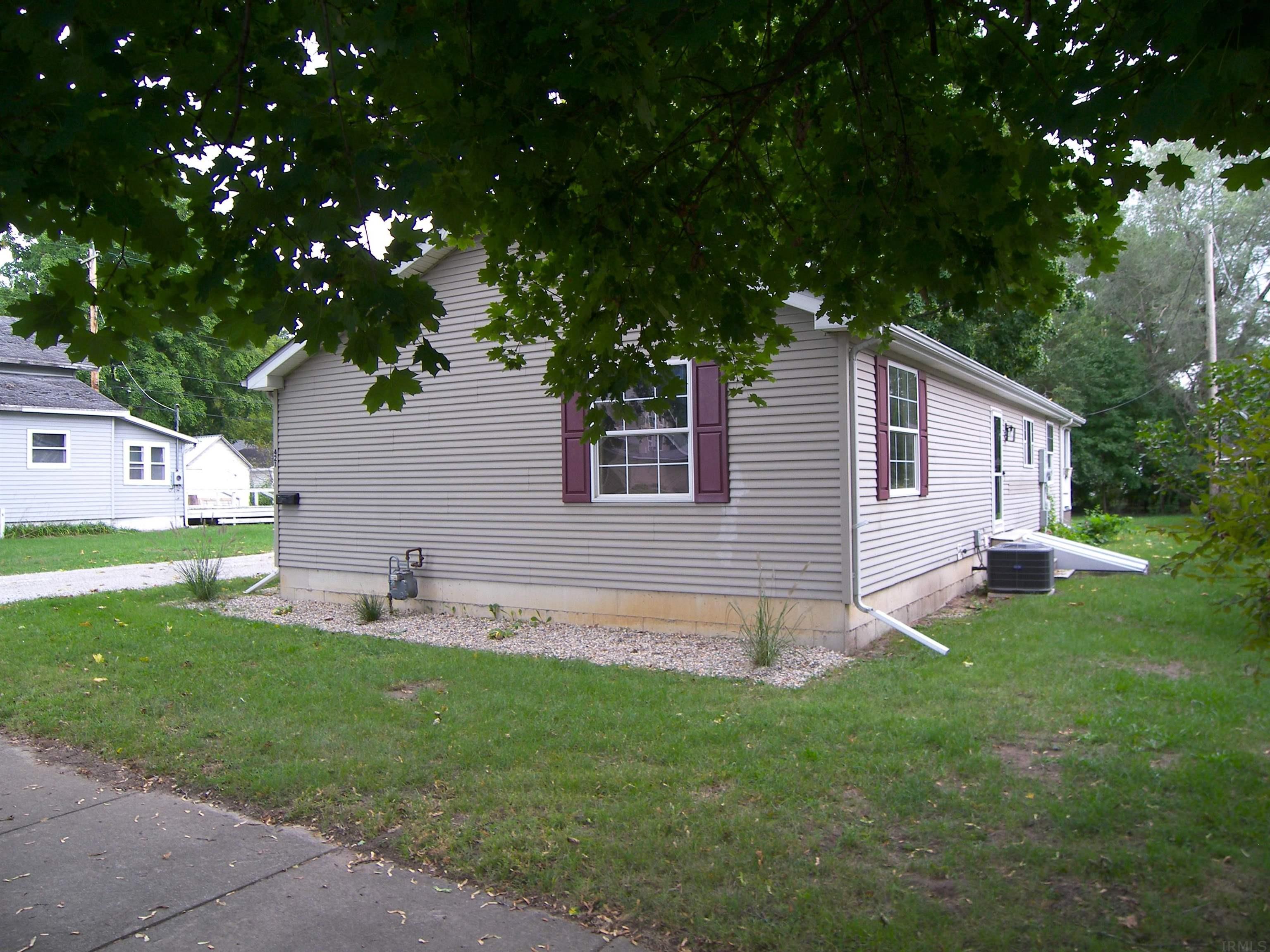 421 West 5th Street Rochester, IN 46975 - Photo 5 of 36