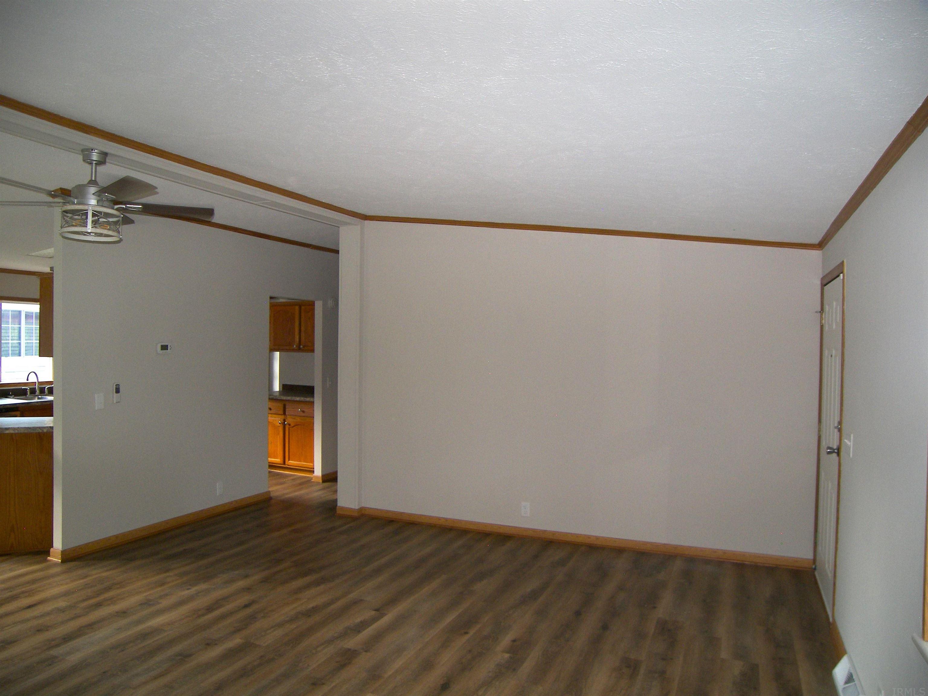 421 West 5th Street Rochester, IN 46975 - Photo 8 of 36