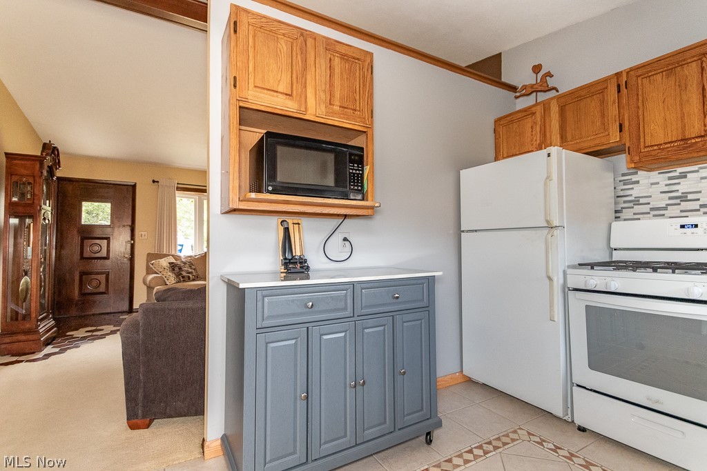 14164 Sheldon Road Brook Park, OH 44142 - Photo 12 of 35 Gallery Image 12