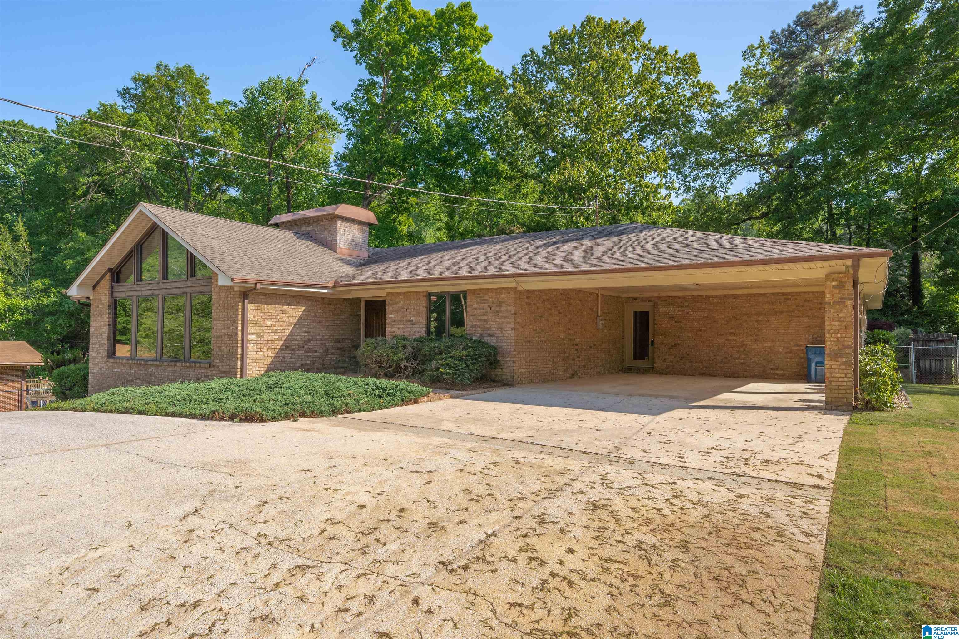 1717 Ridgewood Place Birmingham, AL 35216 - Photo 3 of 34