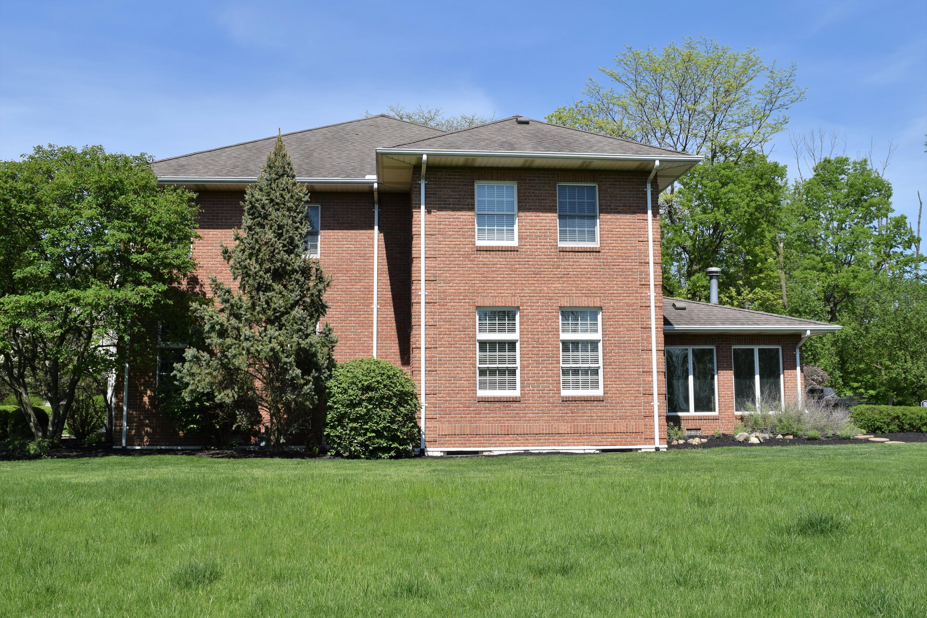 1776 Appian Way Springfield, OH 45503 - Photo 6 of 10 DSC_0173