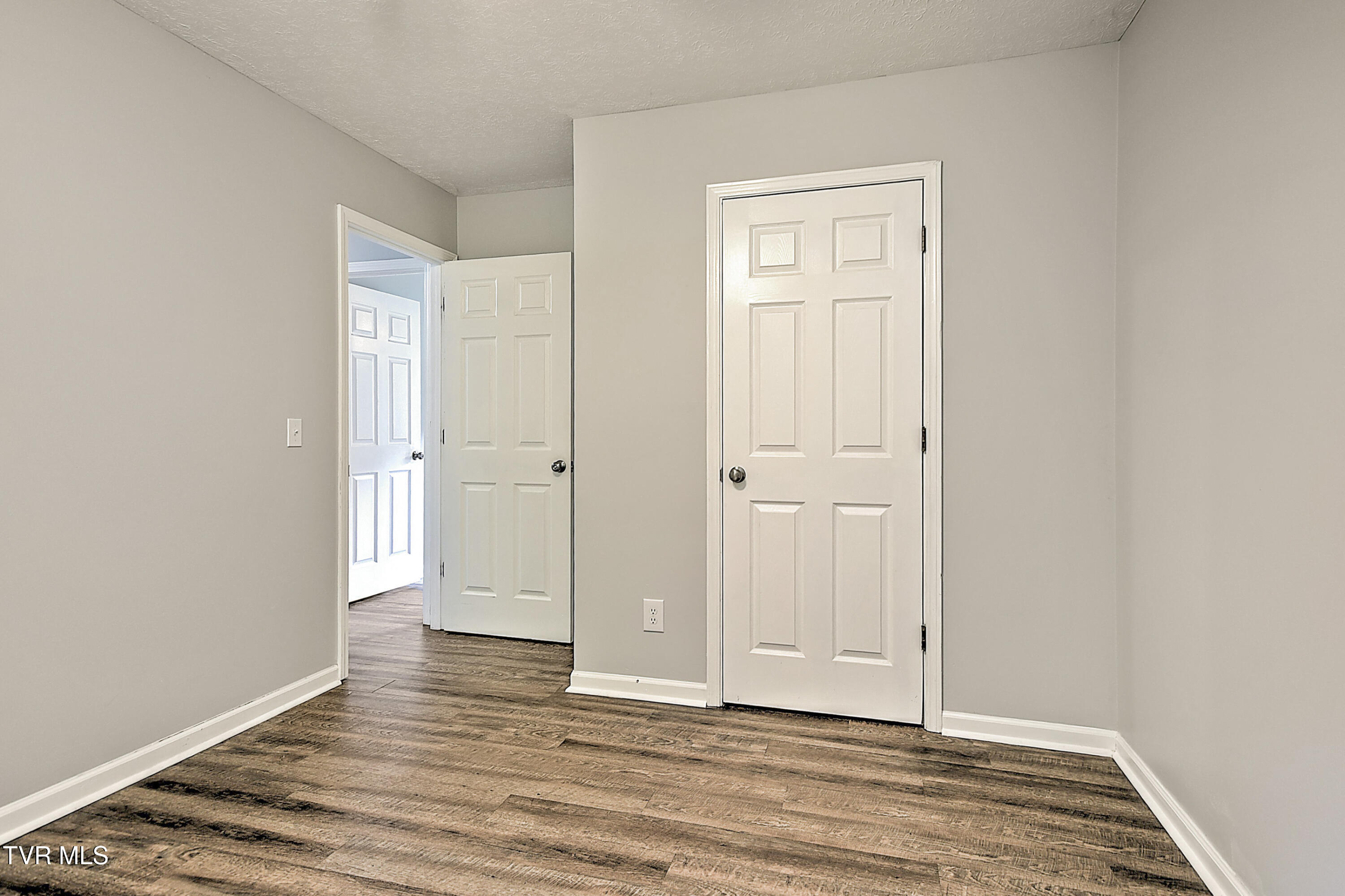 1117 Hunting Hill Road Piney Flats, TN 37686 - Photo 19 of 30 DBCCD62E-9865-4677-95A6-2A9744D6AC49