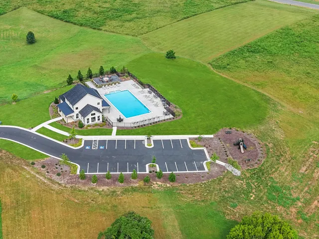 $594,000 | 134 River Ridge Drive, Unit LOT 117, Dunlap, TN 37327