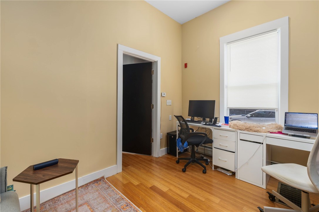 64 Pitman Street Providence, RI 02906 - Photo 5 of 30