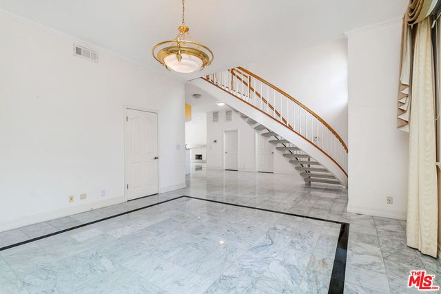 $3,500,000 | 942 Harvard Street, Santa Monica, CA 90403