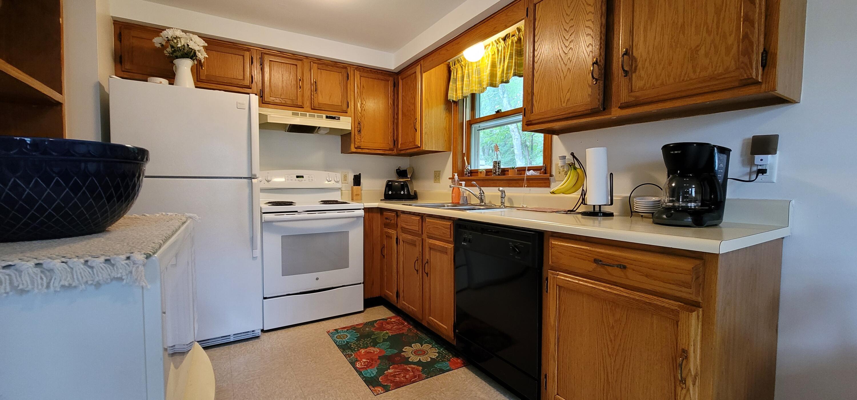 184 River Street Springvale, ME 04083 - Photo 5 of 24 20210729_143810