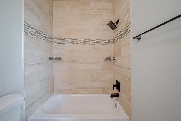 $639,786 | 5226 Kiam Street, Unit 1002, Houston, TX 77007