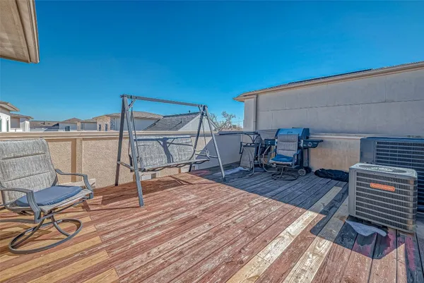 $639,786 | 5226 Kiam Street, Unit 1002, Houston, TX 77007