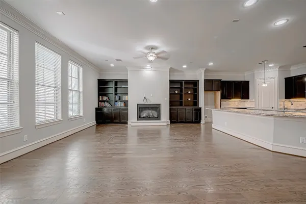 $639,786 | 5226 Kiam Street, Unit 1002, Houston, TX 77007