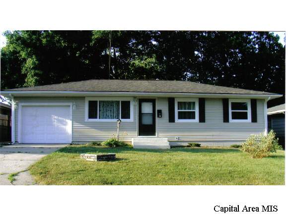 20 Wenzel Lane Springfield, IL 62702 - Photo 1 of 1