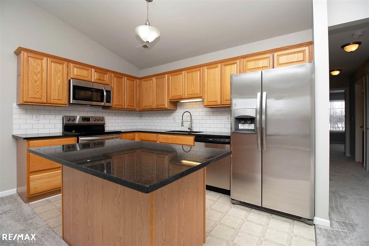 33538 Utica Road Fraser, MI 48026 - Photo 6 of 18 50034287-5.JPG