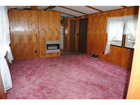 113 Roland Lane Barton, VT 05822 - Photo 6 of 15