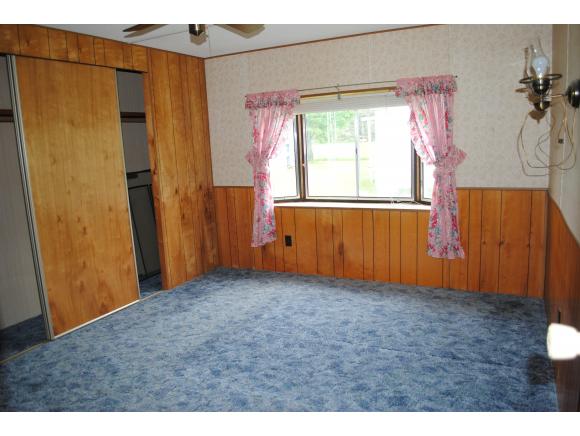 113 Roland Lane Barton, VT 05822 - Photo 10 of 15