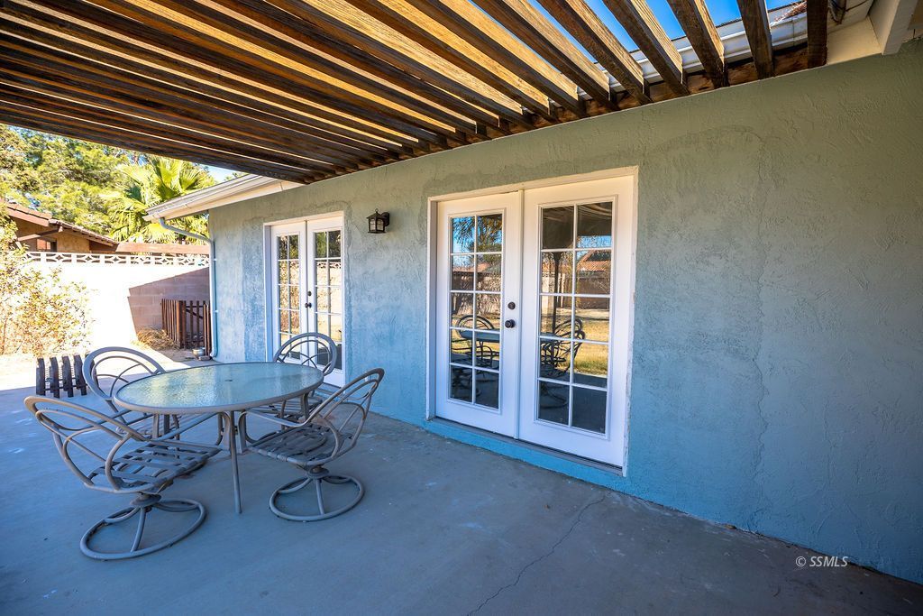 725 Randall Street Ridgecrest, CA 93555 - Photo 32 of 36 a view of porch with seating space