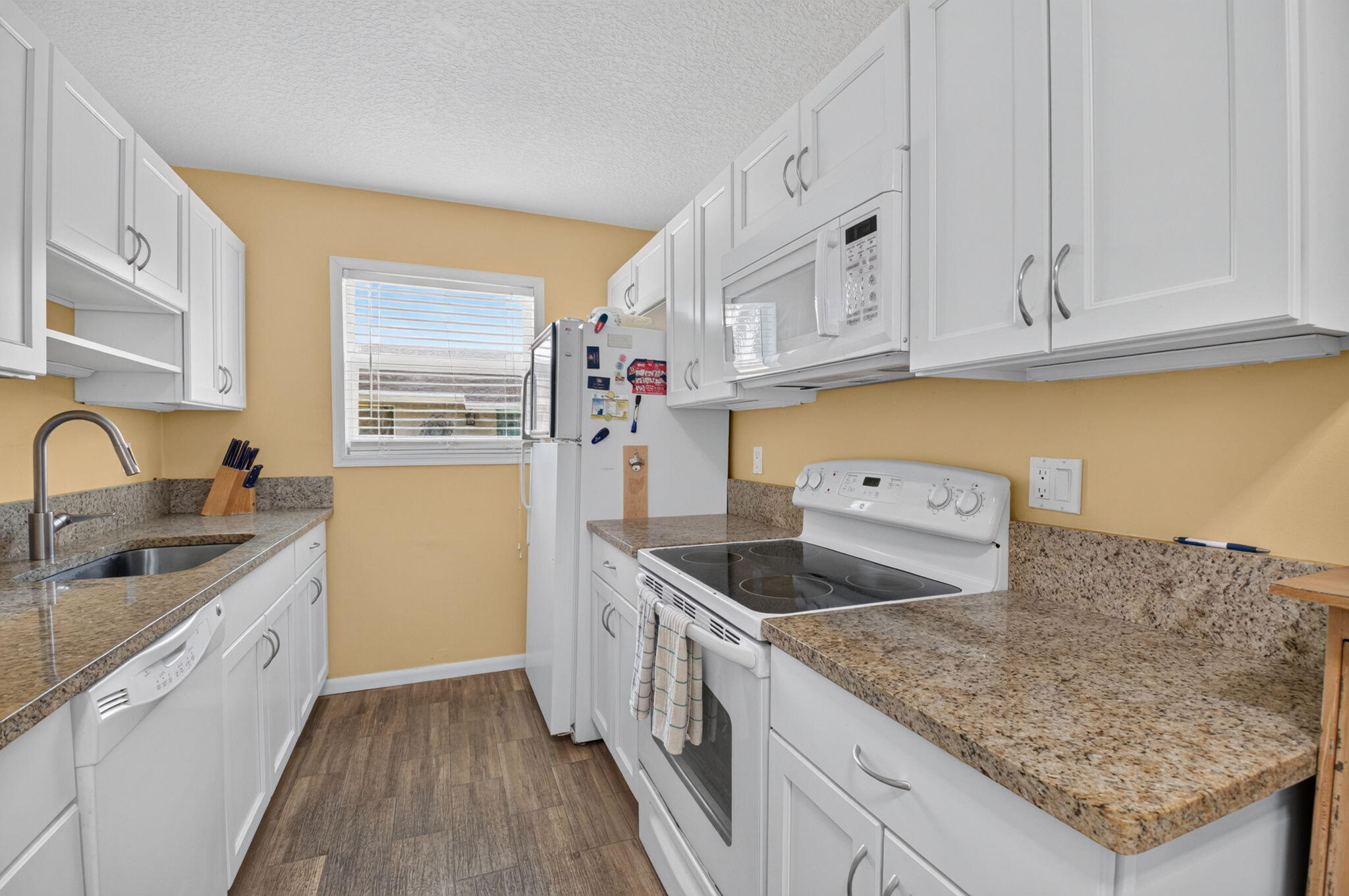 5455 Palm Ridge Boulevard Delray Beach, FL 33484 - Photo 15 of 38 13-web-or-mls-DSC_5089
