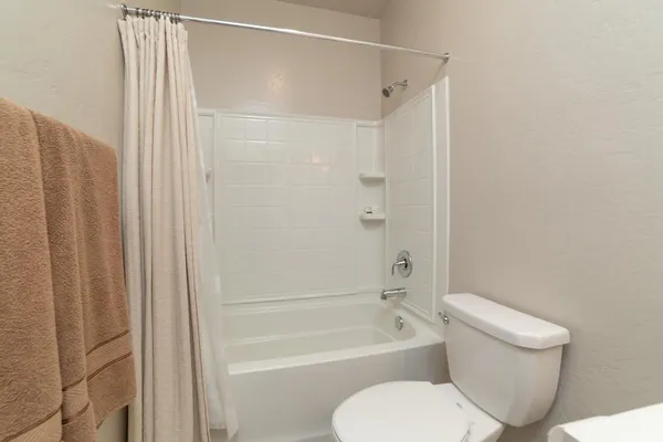 $499,000 | 6026 East Fedora Avenue, Fresno, CA 93727