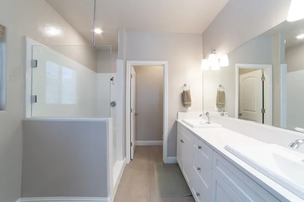 $499,000 | 6026 East Fedora Avenue, Fresno, CA 93727