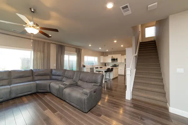 $499,000 | 6026 East Fedora Avenue, Fresno, CA 93727