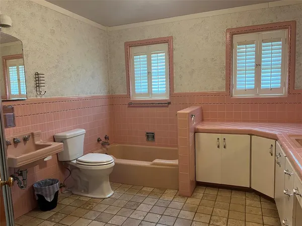 $275,000 | 211 South Crockett Street, Henrietta, TX 76365