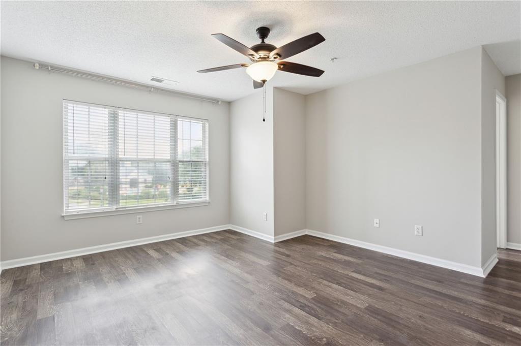 372 Azalea Circle Cumming, GA 30040 - Photo 16 of 37