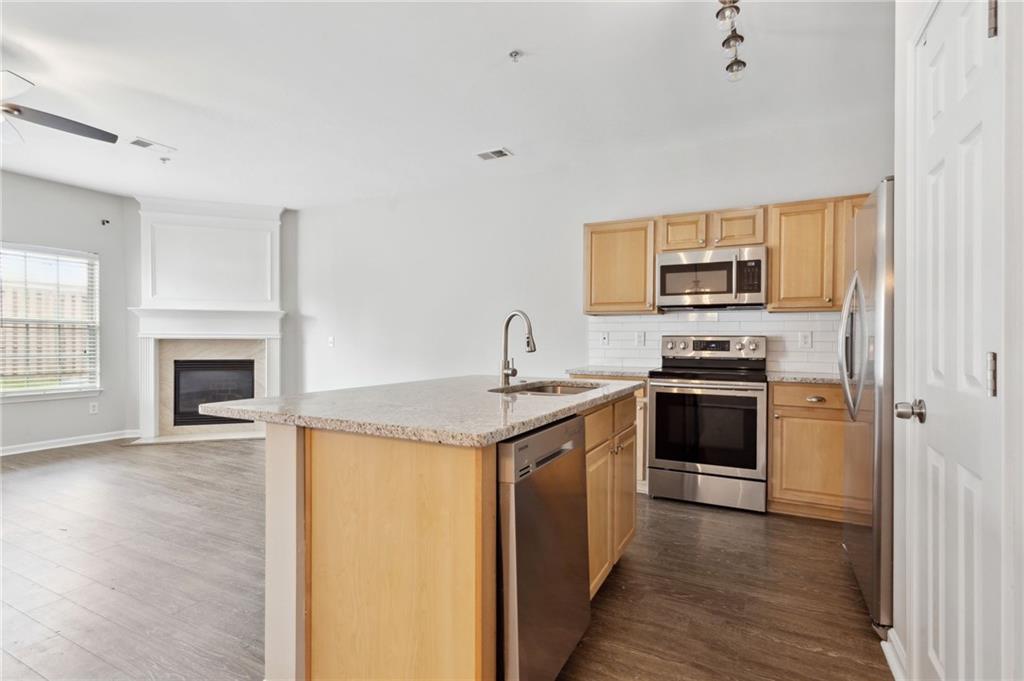 372 Azalea Circle Cumming, GA 30040 - Photo 3 of 37