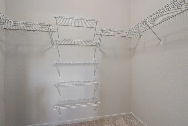 $200,000 | 180 Eagle Drive, Luling, TX 78648