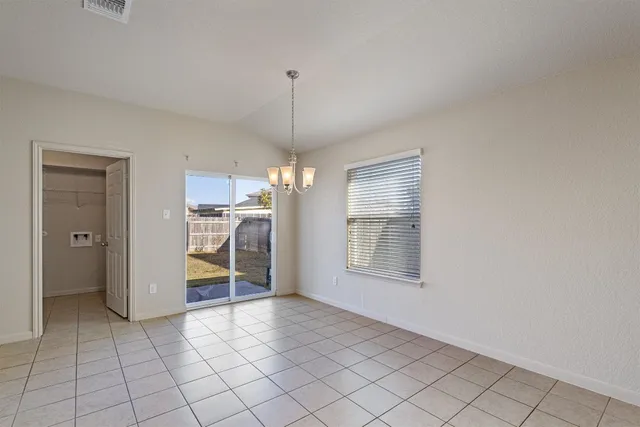 $200,000 | 180 Eagle Drive, Luling, TX 78648