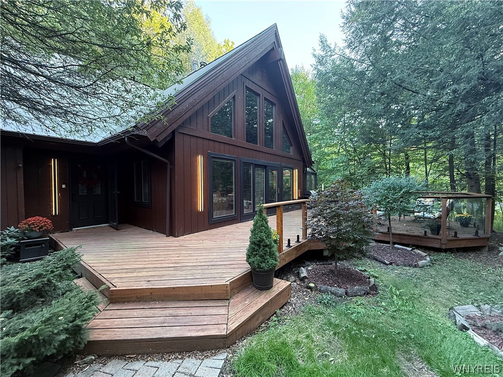 33 Woodstock Road Concord, NY 14069 - Photo 2 of 34 Gallery Image 2