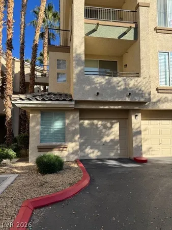 $1,800 | 7139 South Durango Drive, Unit 205, Las Vegas, NV 89113