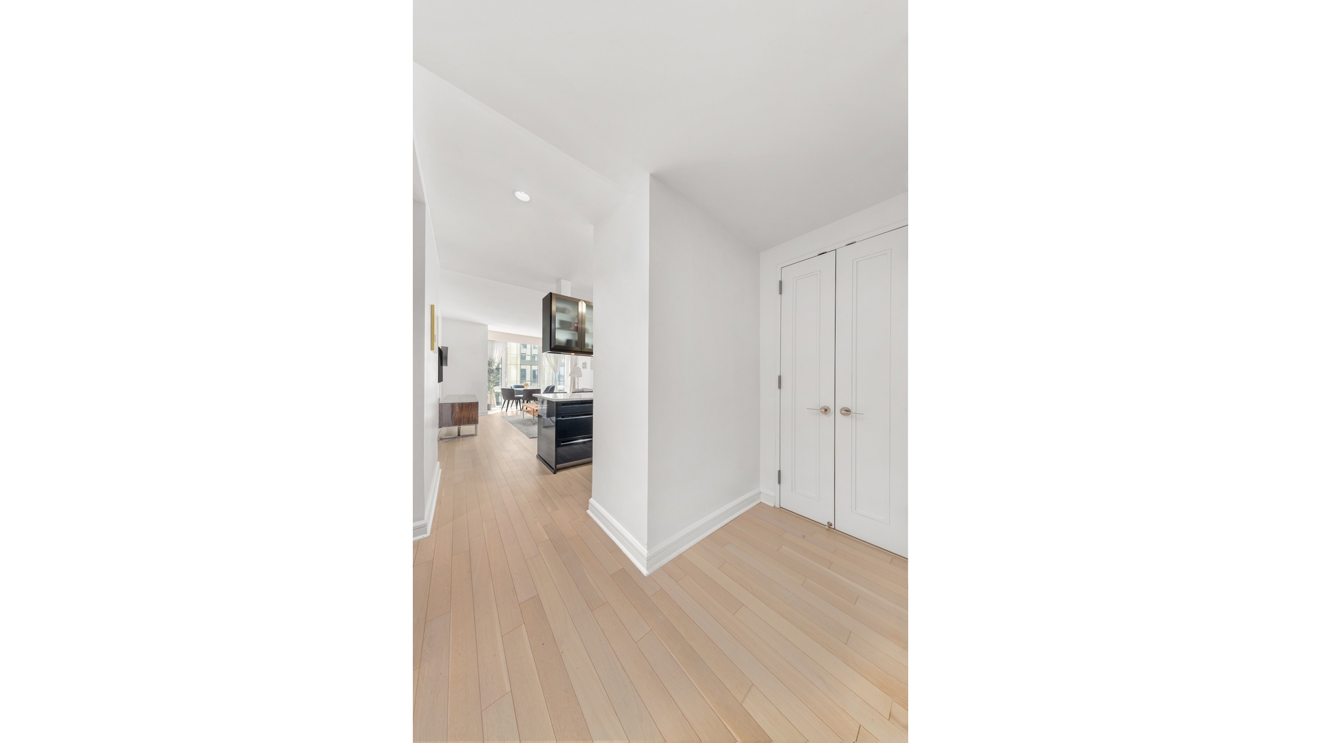80 Riverside Boulevard, Unit 12N Manhattan, NY 10069 - Photo 9 of 18