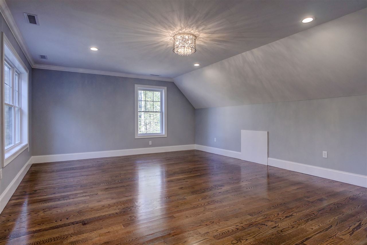 16 Glendenin Road Windham, NH 03087 - Photo 31 of 36