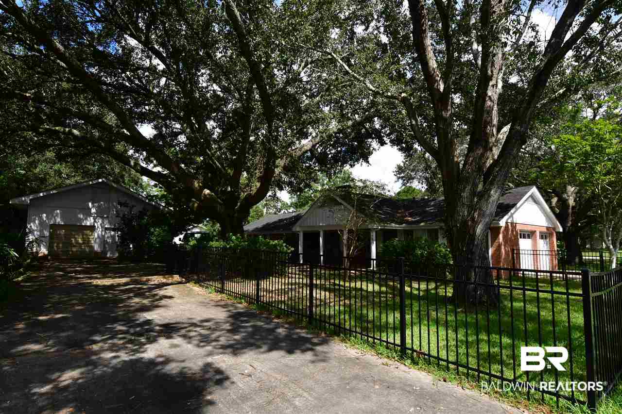 1003 North Pine Street Foley, AL 36535 - Photo 38 of 44