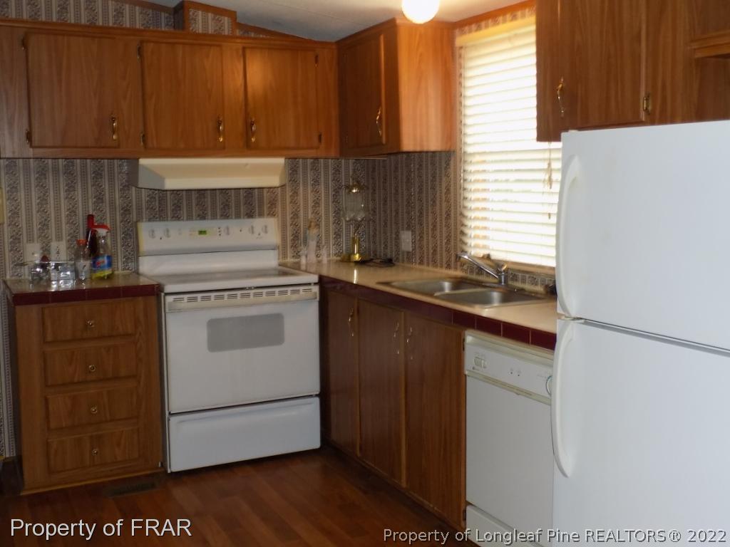 1395 Nixon Road Autryville, NC 28318 - Photo 6 of 11 Gallery Image 6