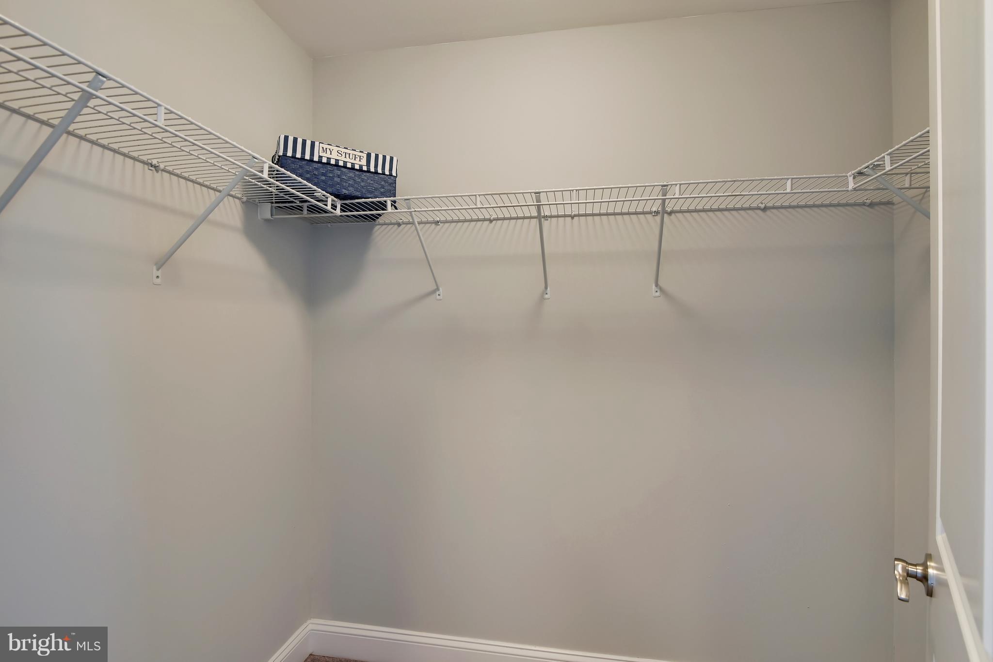334 River Road Arnold, MD 21012 - Photo 17 of 30 Walk-in closet