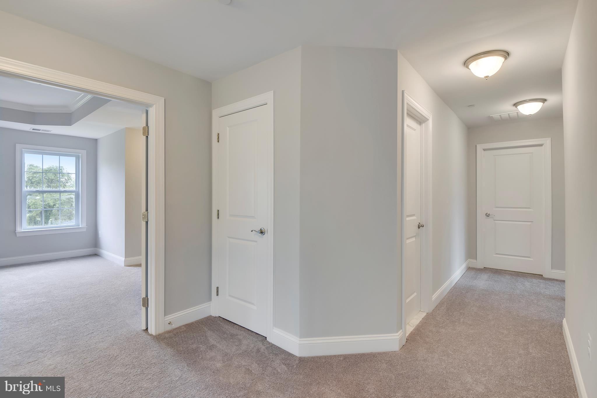 334 River Road Arnold, MD 21012 - Photo 25 of 30 Upstairs Hallway