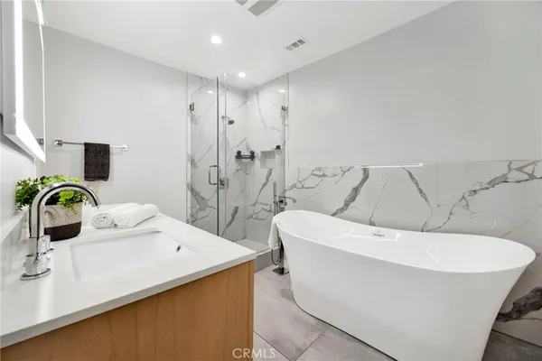 $9,850 | 4912 Alonzo Avenue, Encino, CA 91316