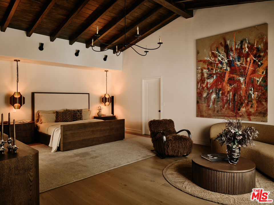 11945 Lockridge Road Studio City, CA 91604 - Photo 15 of 36 a living room with furniture