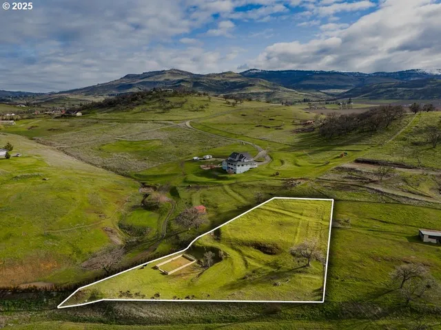 $90,000 | Suncrest Road, Phoenix, OR 97535