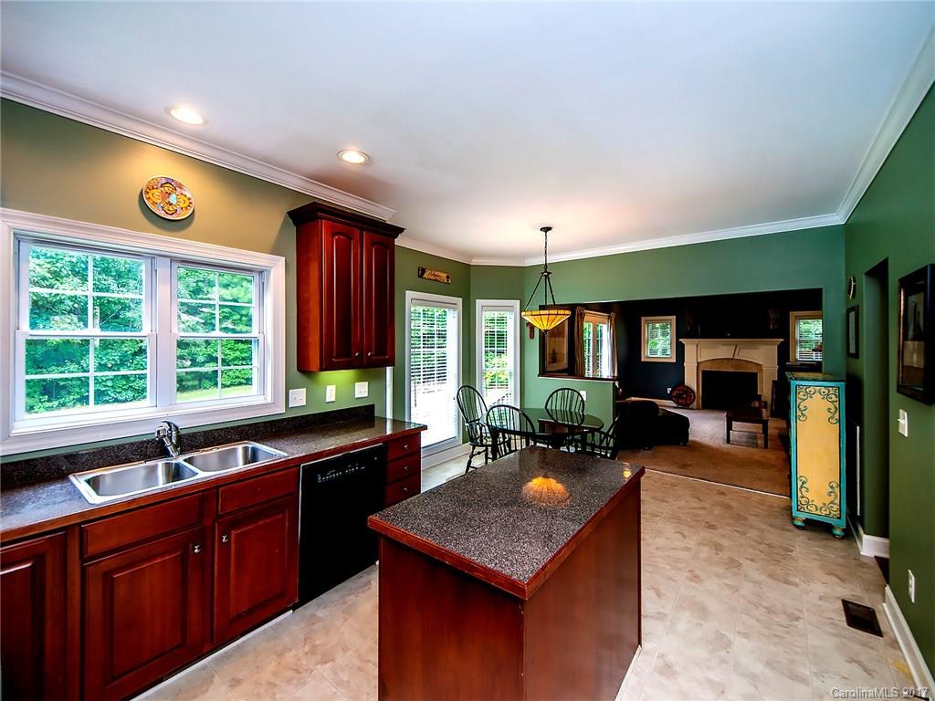 1626 Hunters Place Road York, SC 29745 - Photo 7 of 23 Gallery Image 7