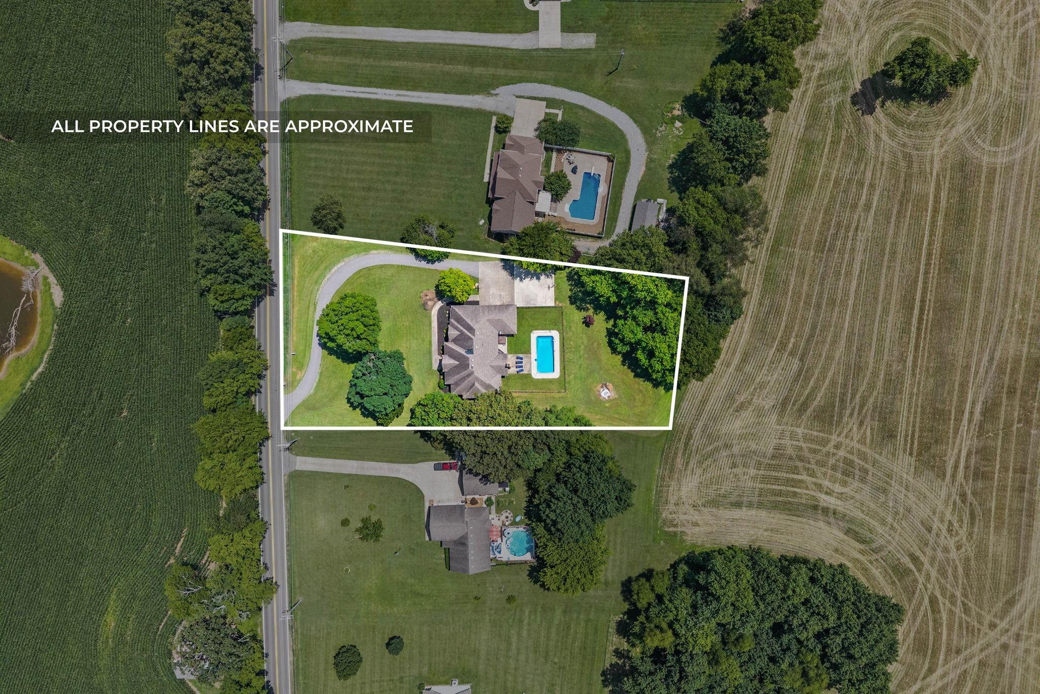 2976 Rossview Road Clarksville, TN 37043 - Photo 3 of 54