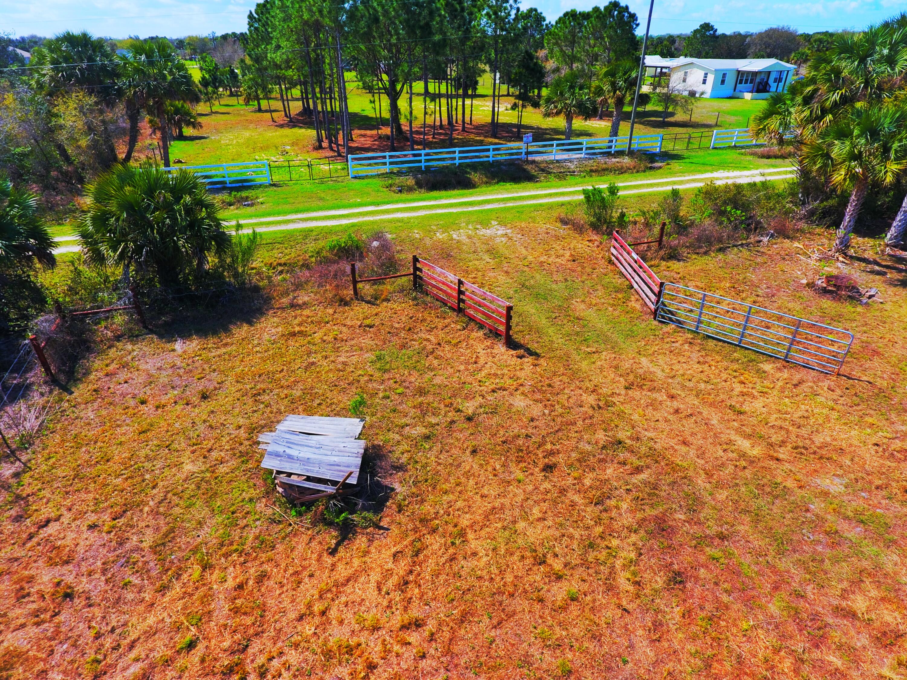 19785 Northwest 284th Street Okeechobee, FL 34972 - Photo 4 of 13 Aerial
