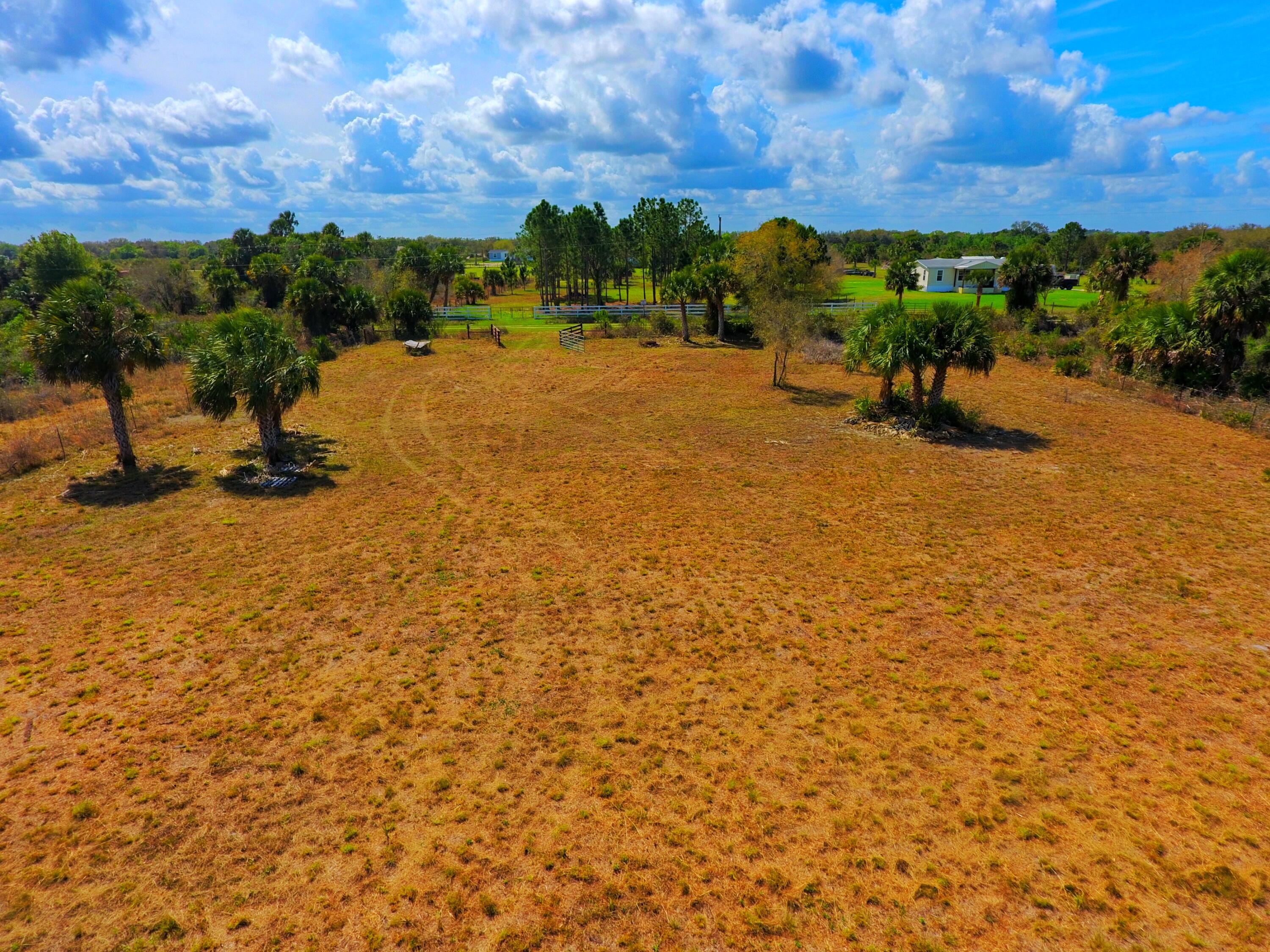19785 Northwest 284th Street Okeechobee, FL 34972 - Photo 8 of 13 Middle of Lot